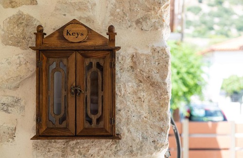 Pythagorio House | Once upon a rock