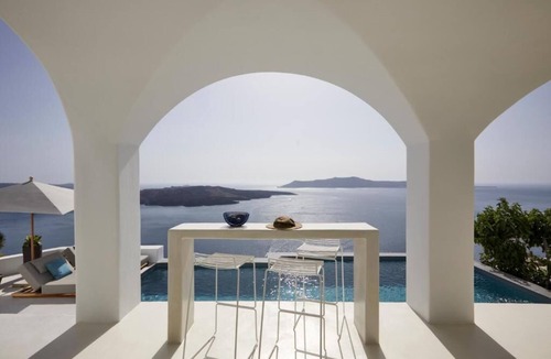 Fira Villa | One-Bedroom Villa - Inspire Santorini Luxury Villas