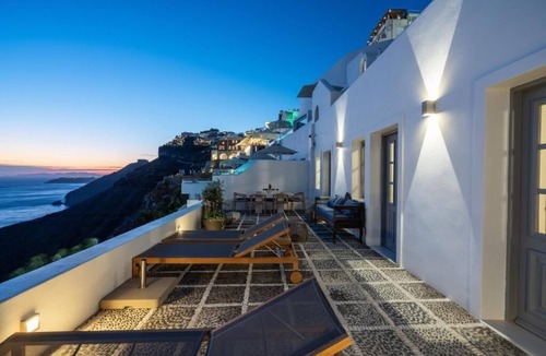 Fira Villa | One-Bedroom Villa - Inspire Santorini Luxury Villas