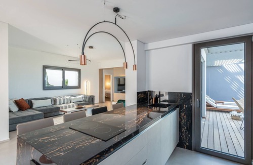 Anissaras Apartment | Onira Suite Dreams