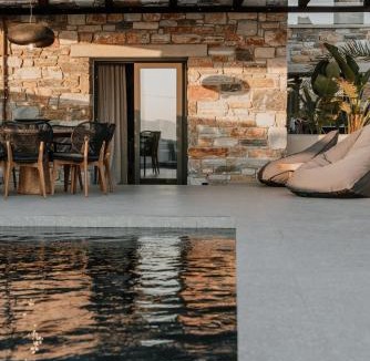 Plaka Villa | ONYM Curated Villas