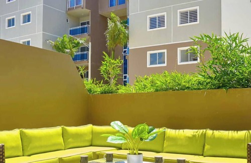 Punal Condo | Open Terrace| 3 BED| BBQ| 1ST FLR| SMART TV