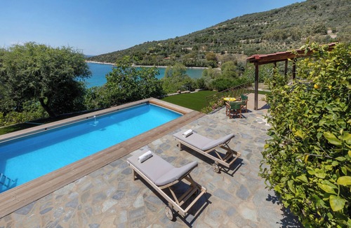 Kymi-Aliveri House | Open Your Door On The Beach! - Private Beach Home