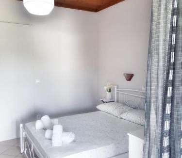 Evgiros House | Orange Apartments