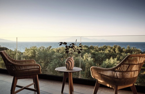 Tsilivi Villa | Oresteia Presidential Villa, a Legendary Retreat