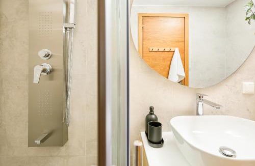 Ioannina Apartment | Orfeas Suite