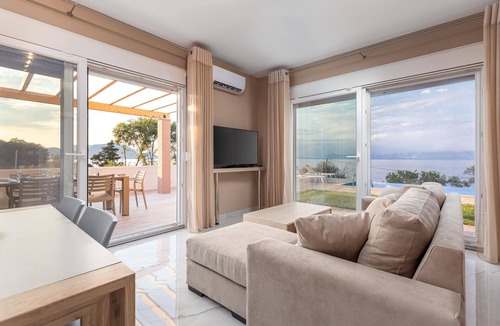 Agia Pelagia Chlomou Villa | Orizontas - Three Bedroom Villa, Sleeps 6