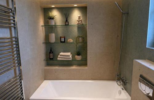 Thermaikos Apartment | Ostria Sea View Maisonette # 5 Separate Bedrooms
