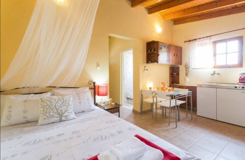 Saronikos House | Outstanding Panoramic View, 10΄ beach, 20΄ airport