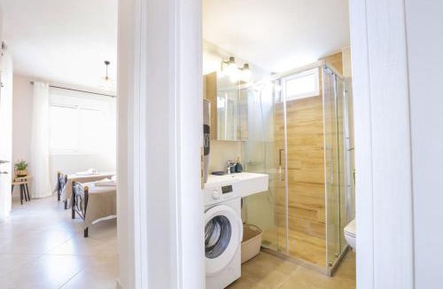 Kalamata Apartment | Over the Hill