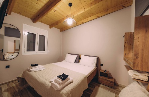 Kourouta Bed & Breakfast | overlooking the endless blue of the sea