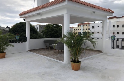 Mendoza House | Ozuna House