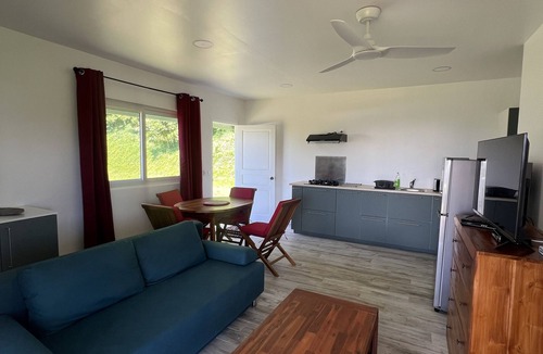 Teahupoo Cabin | Painapo - Mirimiri Lodge