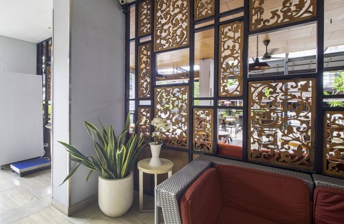 Legian Hotel | Palette Hotel near Padma