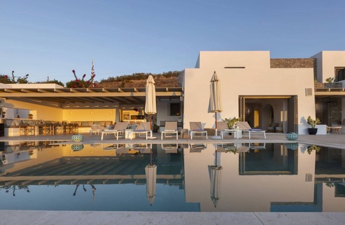 Naousa Villa | Palmyra - Eight Bedroom Villa, Sleeps 16