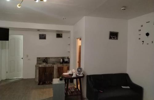 Bilar Bed & Breakfast | Pamarayeg Room