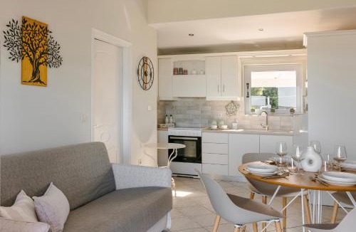 Argostoli Town Apartment | Panorama Fanari studios and apartments