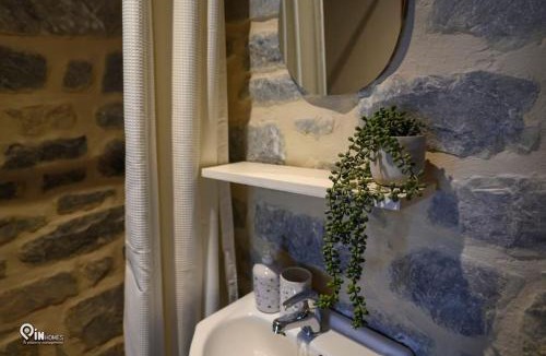 East Mani House | Panorama - Unique Beachfront Stone House in Alipa-Mani