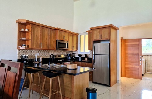 Playa Chiquita Condo | Panoramic Ocean View Condo Private Beach Pool. Free weekly maid service.