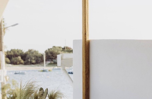 Agia Anna Apartment | Panoramic Sea View & Private Hot Tub - Top Floor Triton