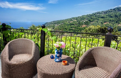 Agios Dimitrios Apartment | Paradeisos Double Room With Balcony 2