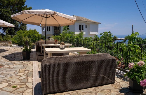 Agios Dimitrios Apartment | Paradeisos Double Room With Balcony 2