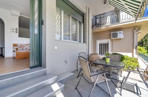 Parisata Apartment | Paradiso Verde 103