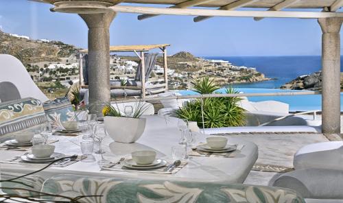 Paradise Villa | Paraga Scorpios area Villa 1 "7min WALK TO BEACH" by Calypso Sunset Villas
