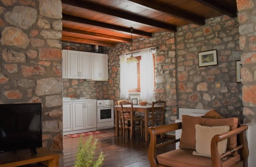 Krotiri House | Parian Beach House with Pool Access, walk to the Beach