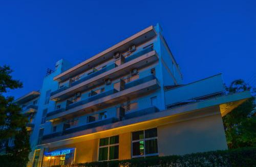 Agia Paraskevi Hotel | Park Hotel