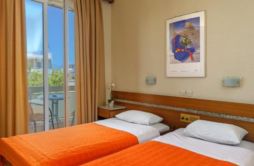 Agia Paraskevi Hotel | Park Hotel