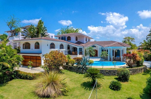 Sosua Villa | Party complex, 2 villas/2 pools, sandy beach, ping-pong/billiard/Playstation!