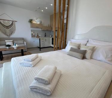 Panormos Apartment | Patela Luxury Suites
