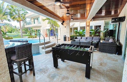 Bavaro Villa | PC 9BR Ultra Luxury Nightlife Mansion + Free Bonus