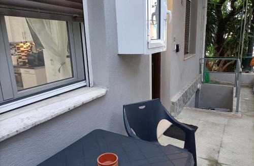 Dafni Apartment | Peaceful Oasis