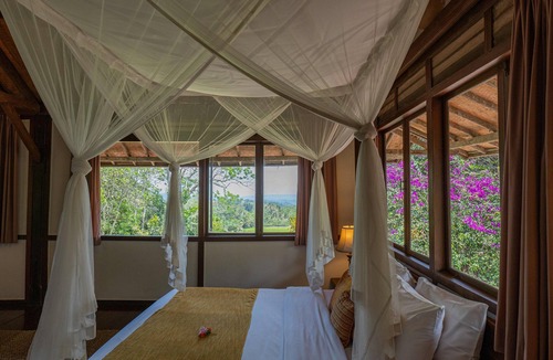 Pupuan Other | Peaceful Organic Farmhouse Retreat with Stunning Views