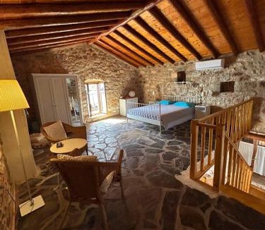 Gerolimenas House | Pedra
