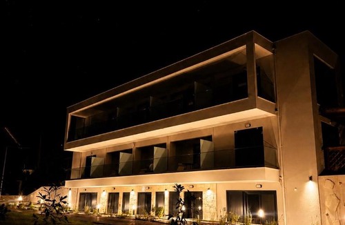 Afytos Hotel | Pefkon Suites