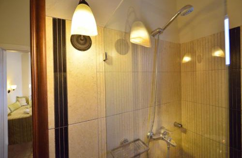 Drafaki Hotel | Pelican Hotel