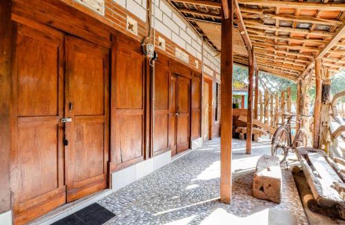 Wonosari House | Penginapan Joko Samudro