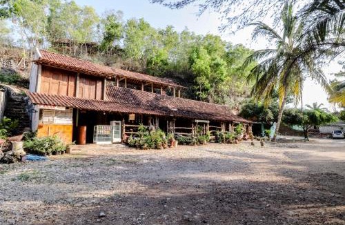 Wonosari House | Penginapan Joko Samudro