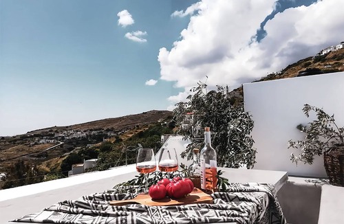 Tinos Cottage | Penny’s Serenity Suite