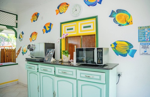 La Digue House | Pension Michel