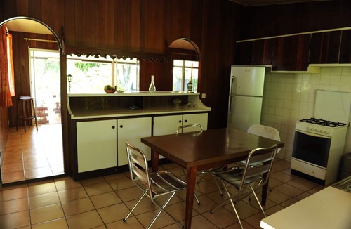 Paea Hostel | Pension Te Miti - Hostel