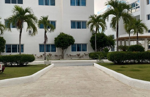 El Cortecito Apartment | Penthouse With Rooftop and Pool & Beach Access
