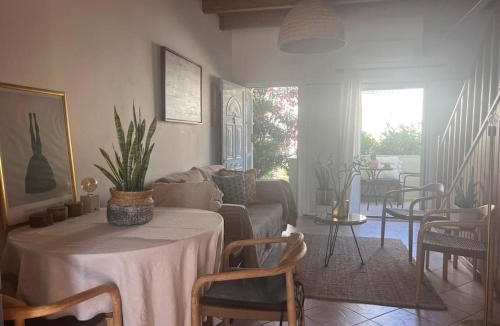 Perdhika Apartment | Perdika's Cove, spacious sea view family home