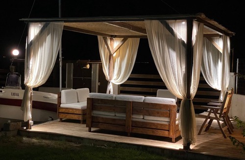 Longos Villa | Perfectly Located House by the Sea
