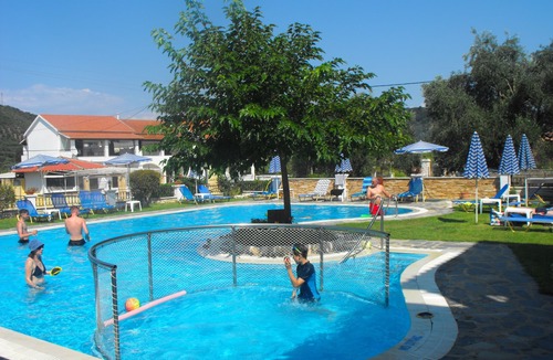 Agios Stefanos Avliotes Apartment | Perros Hotel