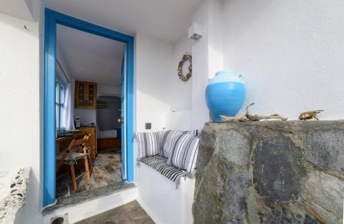 Ioulida House | Petit Sunset