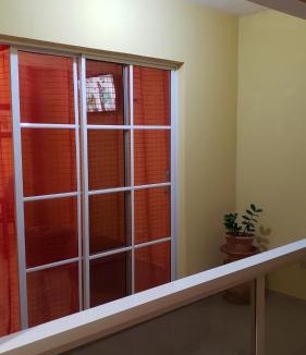 Prado Oriental Apartment | Petite Lounge